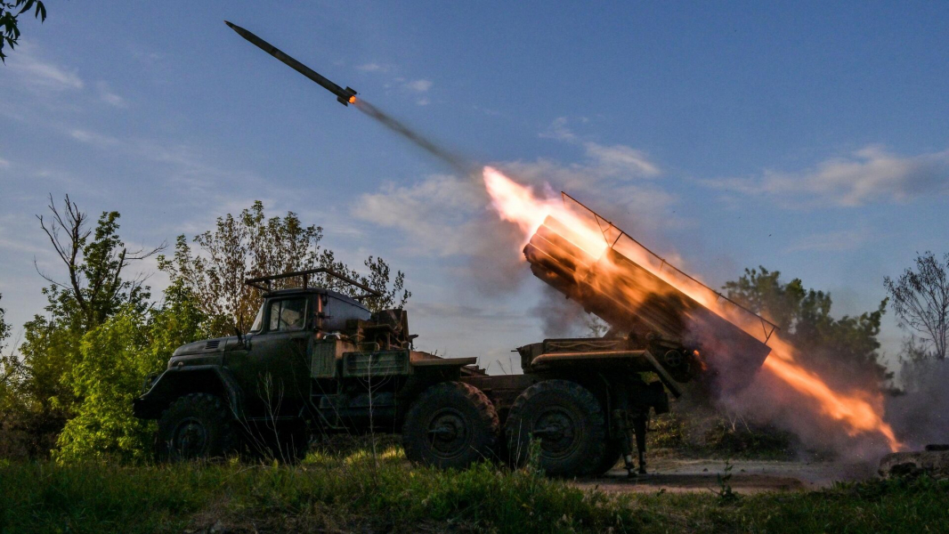 Минобороны: расчеты РСЗО «Град» не дали боевикам закрепиться в Курской области